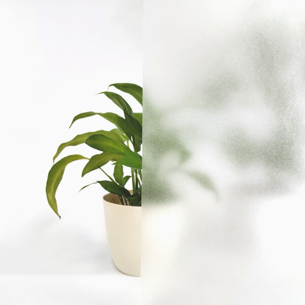 40-003 Selbstklebende transparente Folie DIMEX - MILCHIG MATT - Breite 40 cm